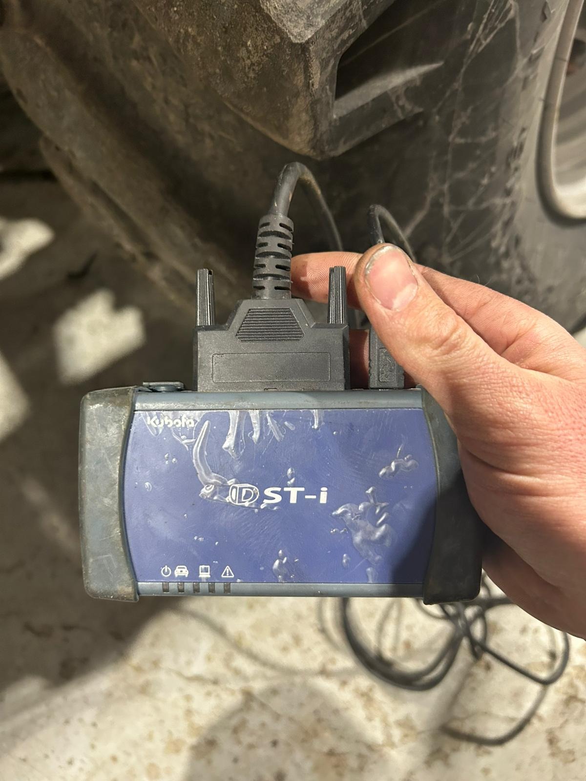 How to connect Machine Dieci with Dieci Kubota Diagmaster DSTi Adapter 11